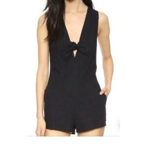 🌼 ✨FREE PEOPLE Black Tie Knot Summer Romper Size 4 ✨🌼